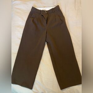 Wilfred effortless pant cropped in chocolate brown color